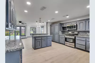 2000 Bob Smith Road, Baytown, TX 77521 - Photo 8