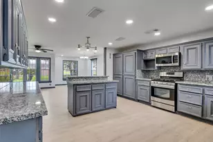 2000 Bob Smith Rd, Baytown, TX 77521 - Photo 8