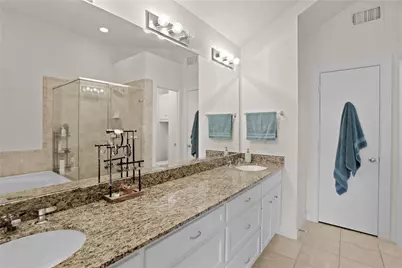 2710 Hullsmith Drive #604, Houston, TX 77063 - Photo 4