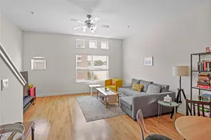 2710 Hullsmith Dr, Houston, TX 77063 - Photo 10