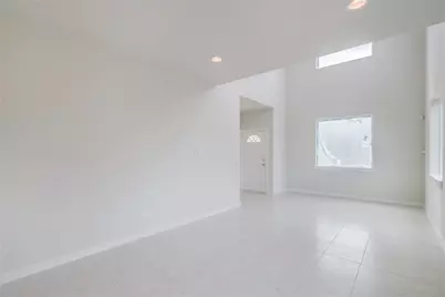4501 Stassen Street, Houston, TX 77051 - Photo 10