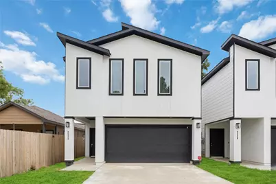 2329 Hampton Drive, Houston, TX 77088 - Photo 1