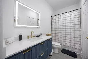 2329 Hampton Dr, Houston, TX 77088 - Photo 22