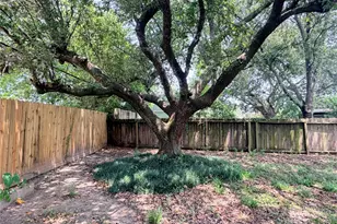 804 Driftwood St, League City, TX 77573 - Photo 20