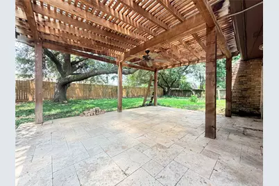 804 Driftwood Street, League City, TX 77573 - Photo 18