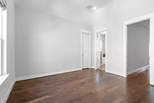 1114 W 15th 1/2 St, Houston, TX 77008 - Photo 36