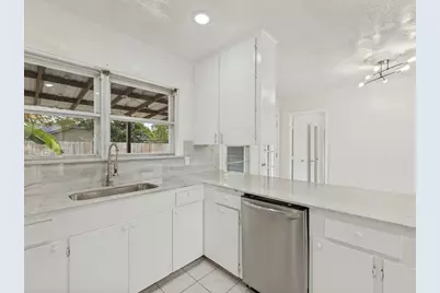 3302 Chestershire Drive, Pasadena, TX 77503 - Photo 12