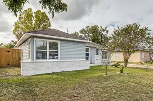 3302 Chestershire Dr, Pasadena, TX 77503 - Photo 2