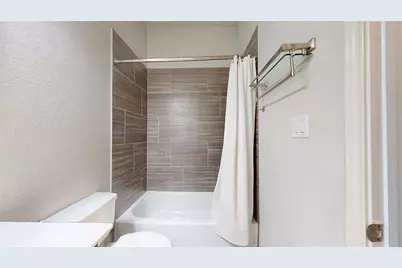 3920 Pinecrest Peak Drive N, Spring, TX 77386 - Photo 32