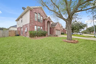 8804 Sunforest Lane, Pearland, TX 77584 - Photo 2