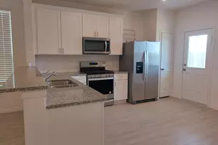 219 Bismuth Dr, Crosby, TX 77532 - Photo 4