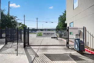 2401 Crawford St, Houston, TX 77004 - Photo 40