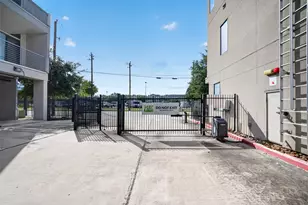 2401 Crawford St, Houston, TX 77004 - Photo 36