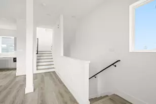 313 N Nagle St, Houston, TX 77003 - Photo 22