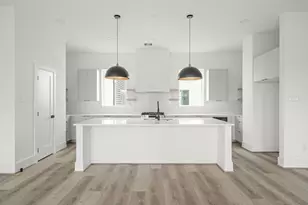 313 N Nagle St, Houston, TX 77003 - Photo 14