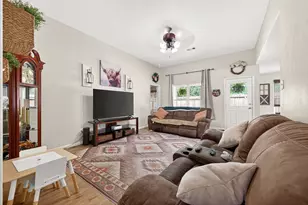 12114 Estelle Ln, Pinehurst, TX 77362 - Photo 8