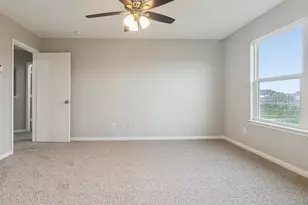 5607 Violet Path Ln, Houston, TX 77085 - Photo 16