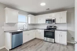 5607 Violet Path Ln, Houston, TX 77085 - Photo 12