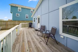 2008 71st St, Galveston, TX 77551 - Photo 14
