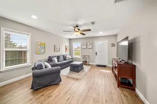 2008 71st St, Galveston, TX 77551 - Photo 6