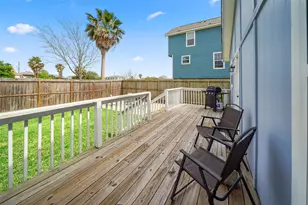 2008 71st St, Galveston, TX 77551 - Photo 2