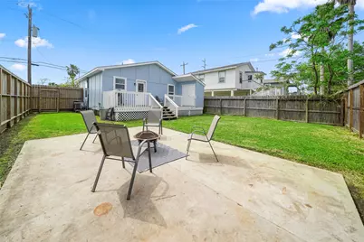 2008 71st Street, Galveston, TX 77551 - Photo 16