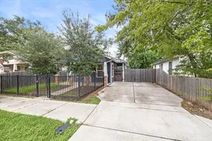 2515 Delafield St, Houston, TX 77023 - Photo 8
