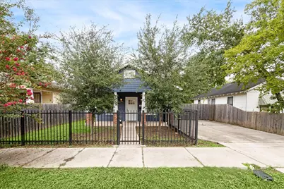 2515 Delafield Street, Houston, TX 77023 - Photo 1