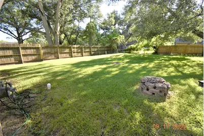 1911 Westlake Road, Houston, TX 77062 - Photo 18