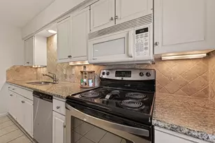5826 Doliver Dr, Houston, TX 77057 - Photo 16