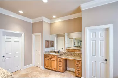 5303 Perrington Heights Lane, Houston, TX 77056 - Photo 24