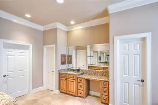 5303 Perrington Heights Ln, Houston, TX 77056 - Photo 24