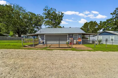 199 Justine Ave, Livingston, TX 77351 - Photo 4