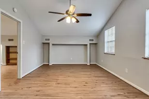 2030 Lone Rock Dr, Houston, TX 77339 - Photo 34