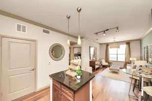 6363 San Felipe St, Houston, TX 77057 - Photo 10