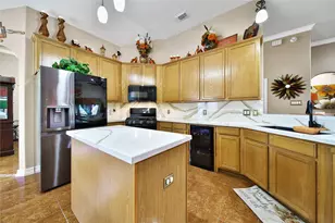 23518 Goldking Cross Ct, Spring, TX 77373 - Photo 8