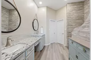 2 Regency Pt, Montgomery, TX 77356 - Photo 20