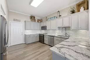 2 Regency Pt, Montgomery, TX 77356 - Photo 14