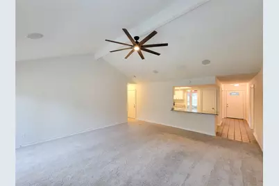9422 Thistle Trail Drive, Houston, TX 77070 - Photo 14
