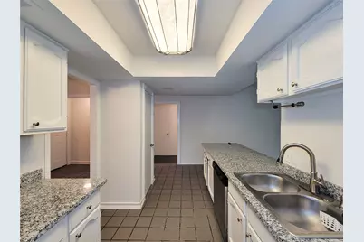9422 Thistle Trail Drive, Houston, TX 77070 - Photo 10