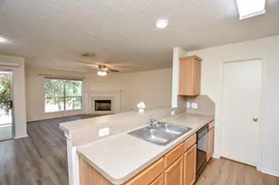 8051 Bay Branch Dr, The Woodlands, TX 77382 - Photo 8