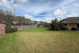 2103 Kingfisher Ct, League City, TX 77573 - Photo 12