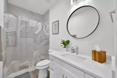 211 S 5th Street #B, Conroe, TX 77301 - Photo 10
