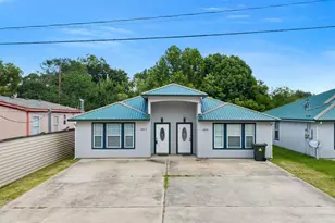 3723 Putnam Dr, Bacliff, TX 77518 - Photo 1