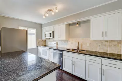 6444 Burgoyne Road #104, Houston, TX 77057 - Photo 10