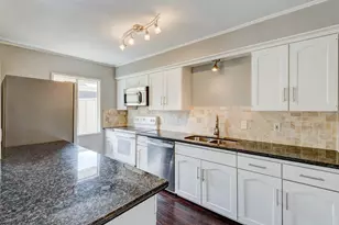 6444 Burgoyne Rd, Houston, TX 77057 - Photo 10