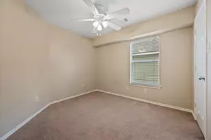 8714 Thistlemoor Ln, Houston, TX 77044 - Photo 12