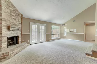 10020 Lasaber Court, Houston, TX 77038 - Photo 4