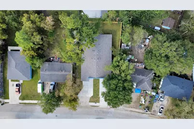 5941 Southlea Street, Houston, TX 77033 - Photo 2