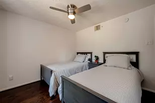 8051 Bay Branch Dr, The Woodlands, TX 77382 - Photo 8